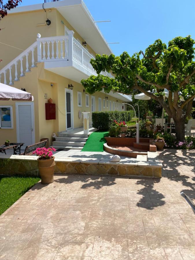 Pelagos Studios Ammoudi Exterior foto